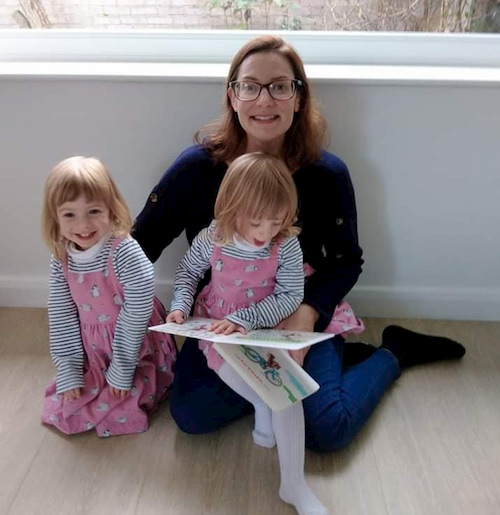 Twins born at 36+2 weeks. My twin birth story twins and cervical stitch 20 weeks pregnant