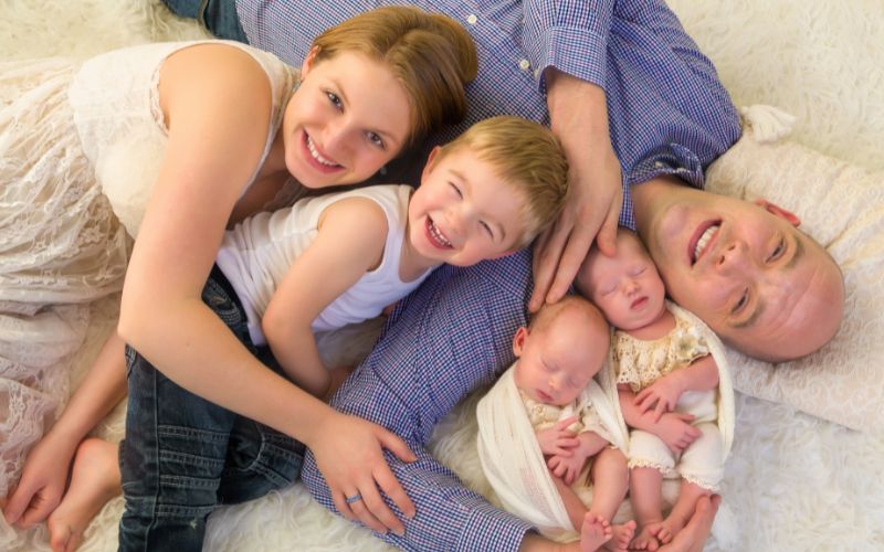 Advantages of having twins