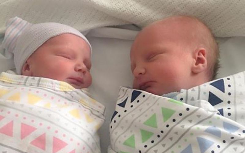 I was airlifted to hospital with twins - at 36+4 weeks Airlifted to hospital with twins story