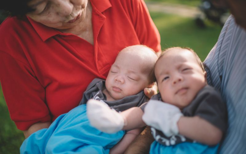 Raising Twins And Multiples- How To Survive The First Year Raising twins and triplets