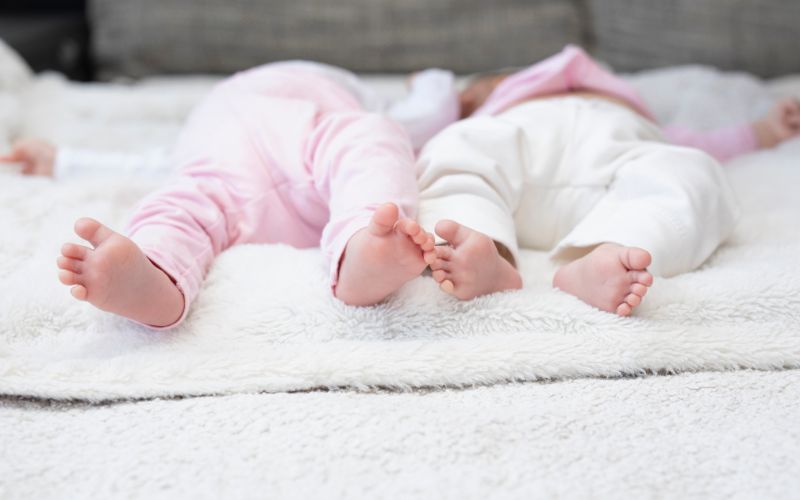 Sweet dreams, at last! Sleep assistance for twins sleep assistance for twins
