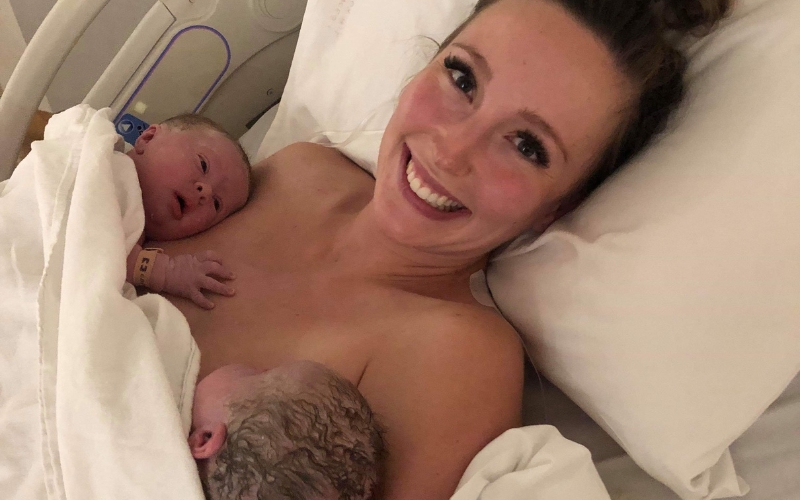 Calm birth for twins