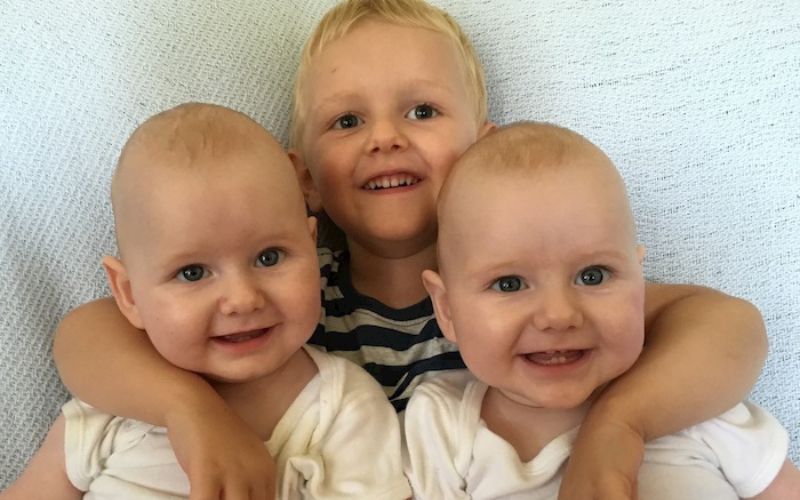 Postnatal Depression and Twins. My story post natal depression and twins