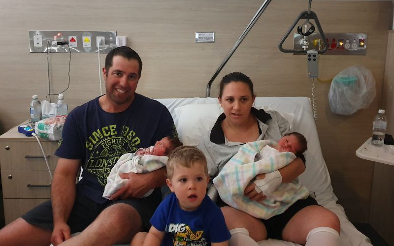 Twin Pregnancy and Bell's Palsy pregnant with twins and bells palsy