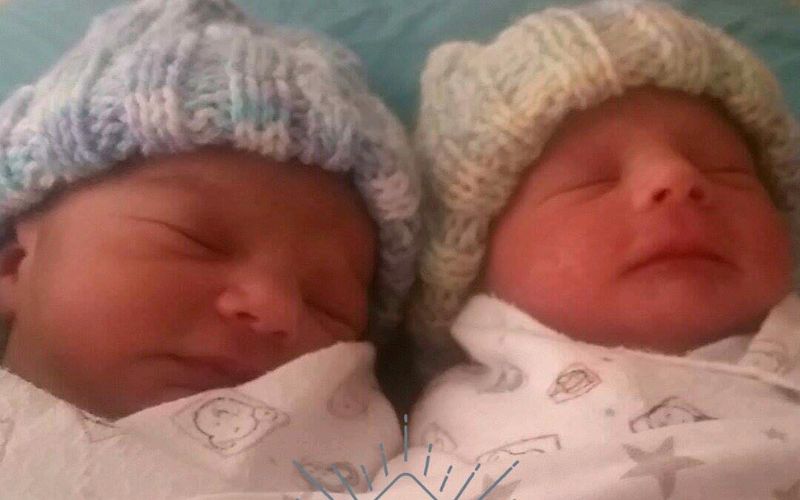 Drug free natural twin birth story. Twins born in 16 minutes from first push! drug free twin birth story