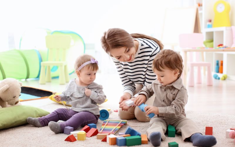 AuPair for Twins or Triplets: How To Navigate The Transition Aupair for twins Australia