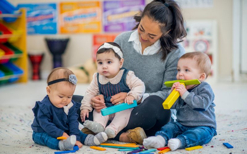 AuPair for Twins or Triplets: How To Navigate The Transition Aupair for twins or triplets australia